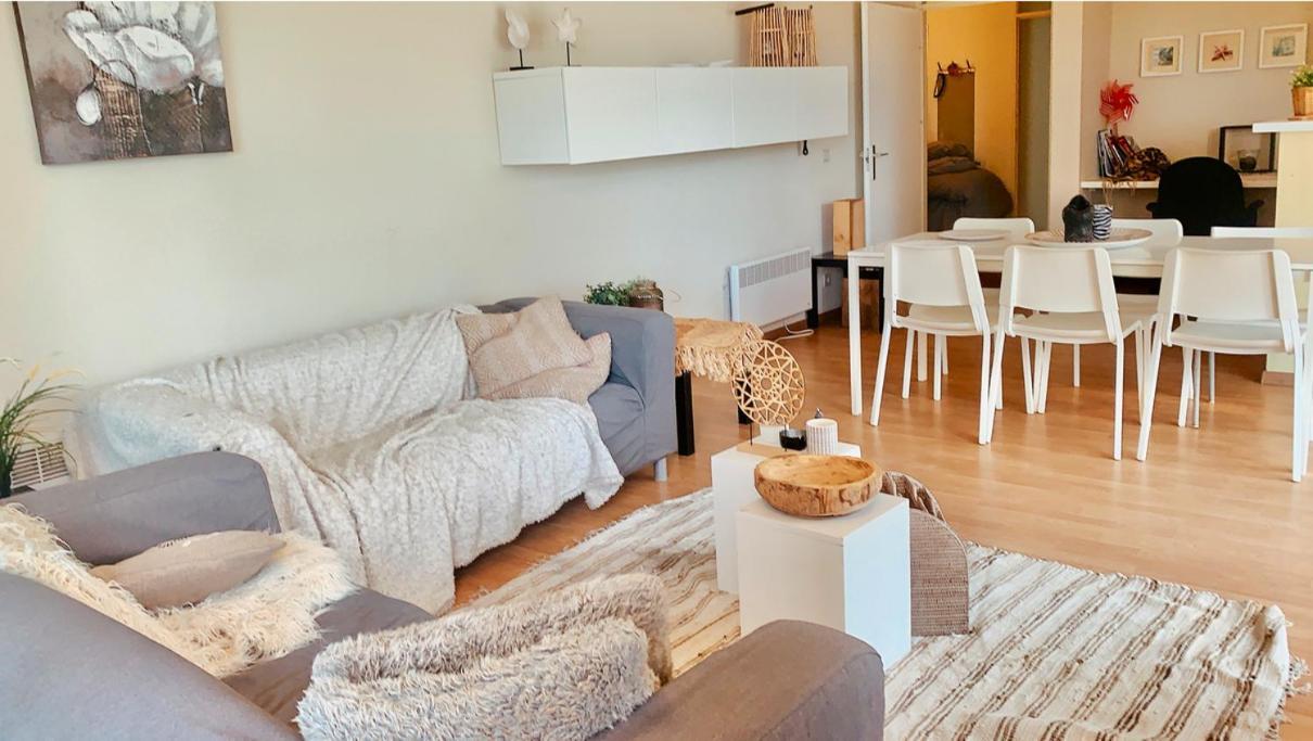 Ruim, Lichtrijk Appartement Met Groot Terras Uitstekend Gelegen In La Panne Extérieur photo