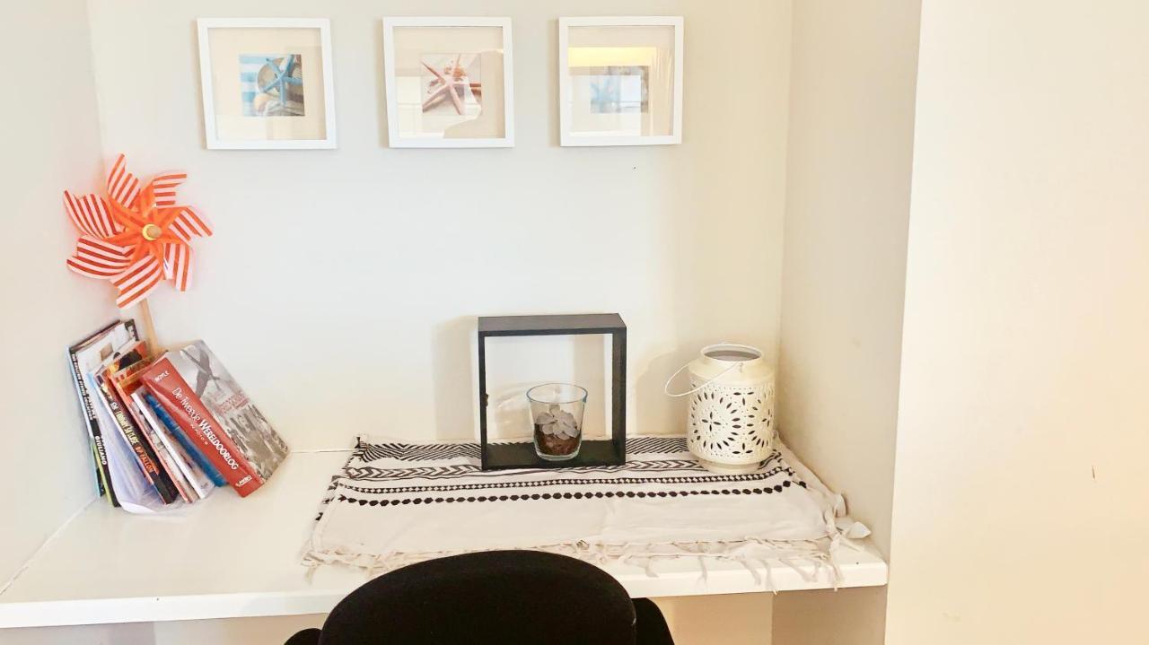 Ruim, Lichtrijk Appartement Met Groot Terras Uitstekend Gelegen In La Panne Extérieur photo