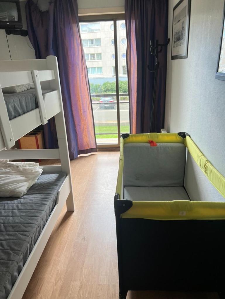 Ruim, Lichtrijk Appartement Met Groot Terras Uitstekend Gelegen In La Panne Extérieur photo